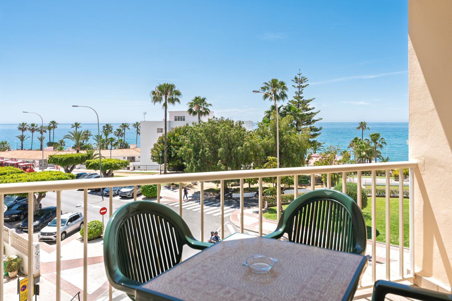 Apartamentos Solset Нерха Экстерьер фото